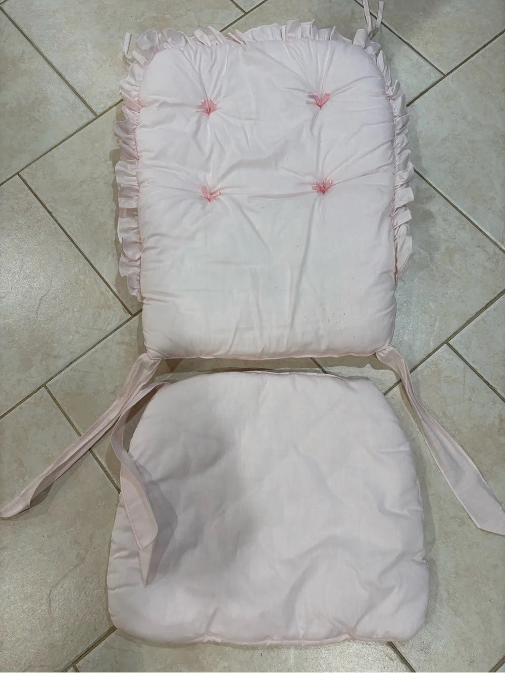 Girls' Soft Pink Ruffled rocking chair cushion